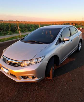 HONDA CIVIC 1.8 LXL 16V FLEX 4P AUTOMÁTICO HONDA CIVIC 1.8 LXL 16V FLEX 4P AUTOMÁTICO